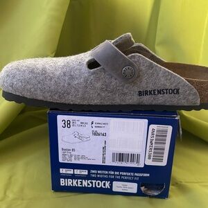 Birkenstock Gray Wool Clogs with Strap